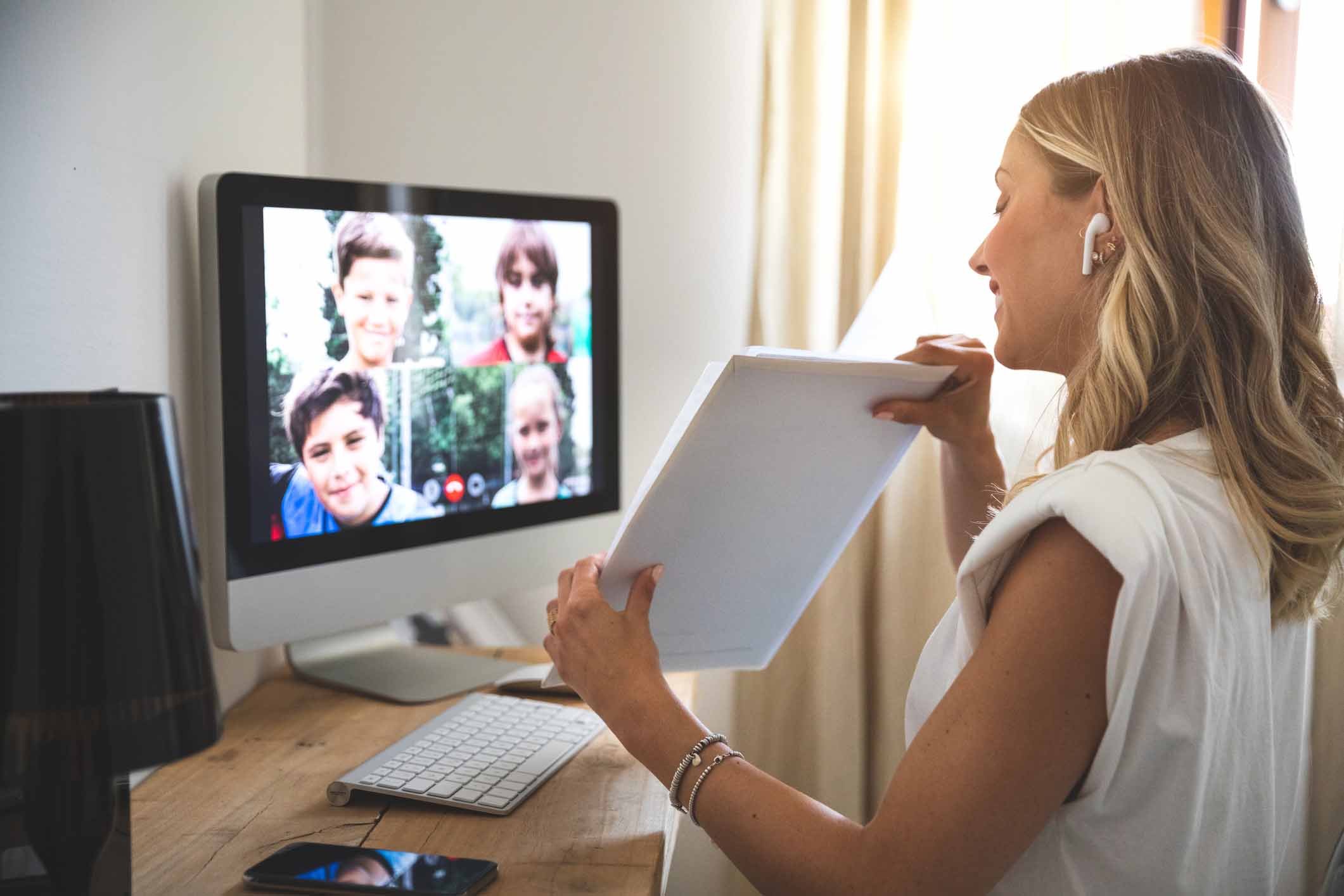 Did You Hear? Newsela Selects Cloud-based Verint Community