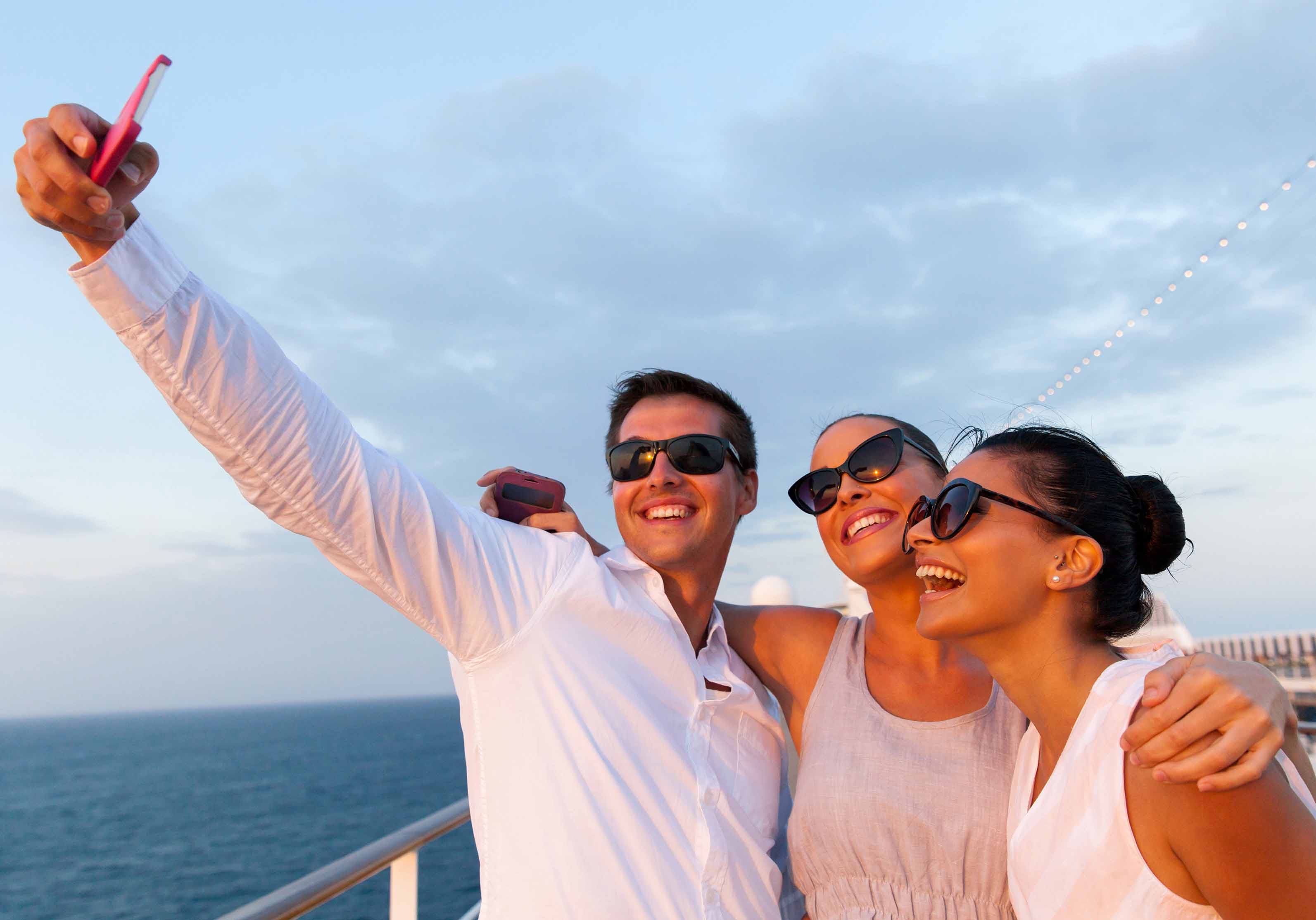 Holland America Line Simplifies and Improves Customer Engagement